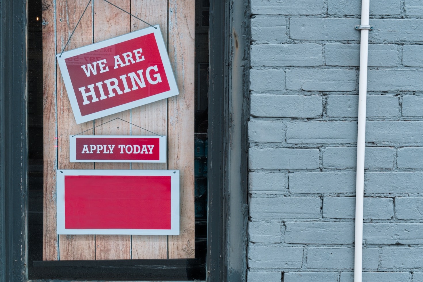 From Scholarship Applications to Jobs: Your CareerHub Journey